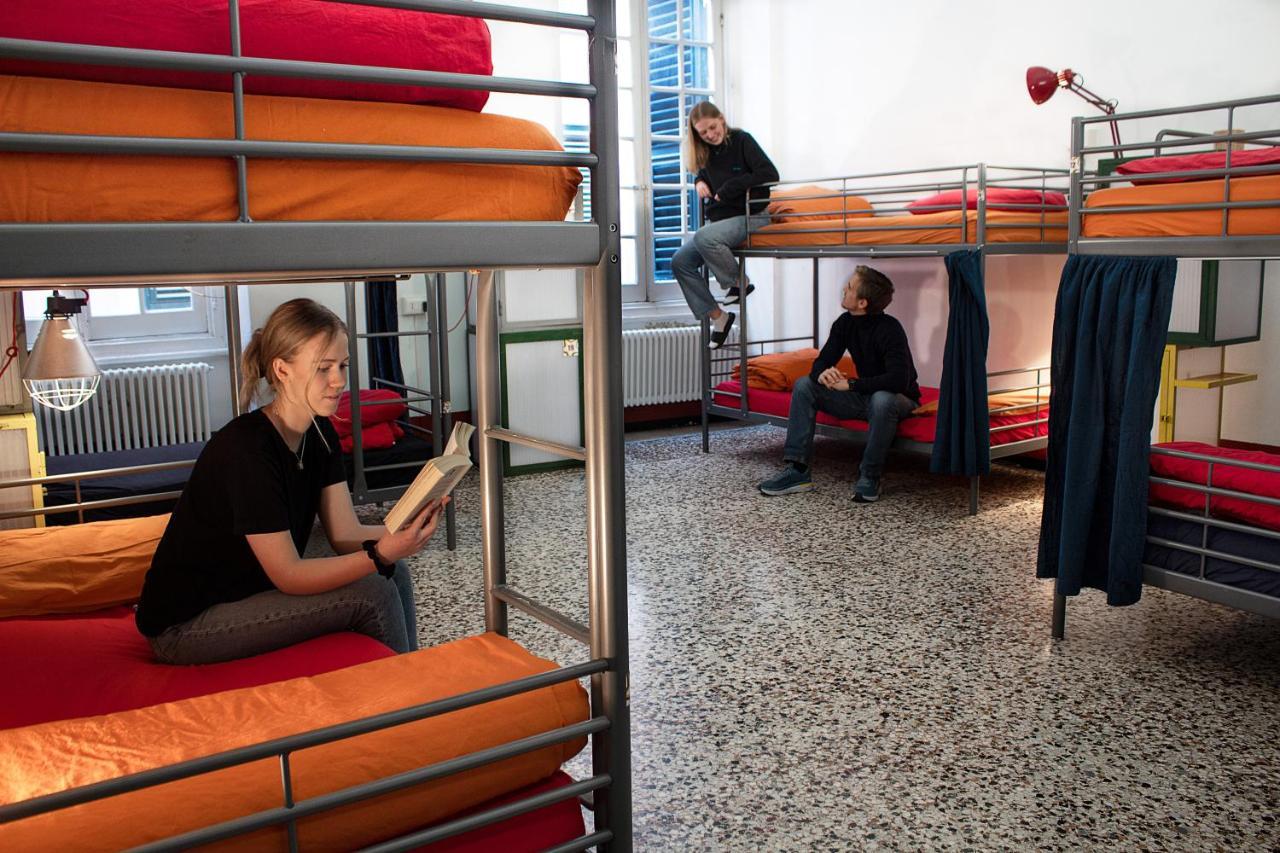 Ostellin Genova Hostel Екстериор снимка