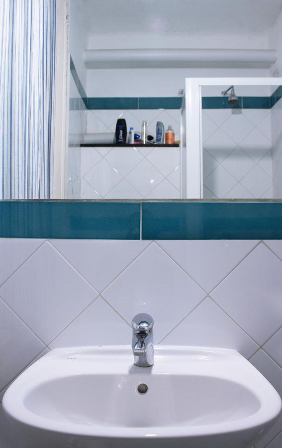 Ostellin Genova Hostel Екстериор снимка