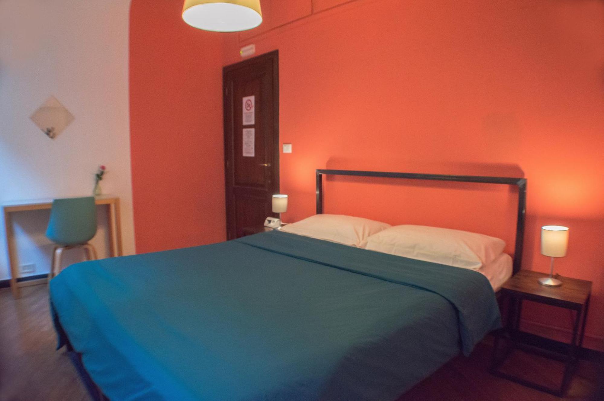 Ostellin Genova Hostel Екстериор снимка