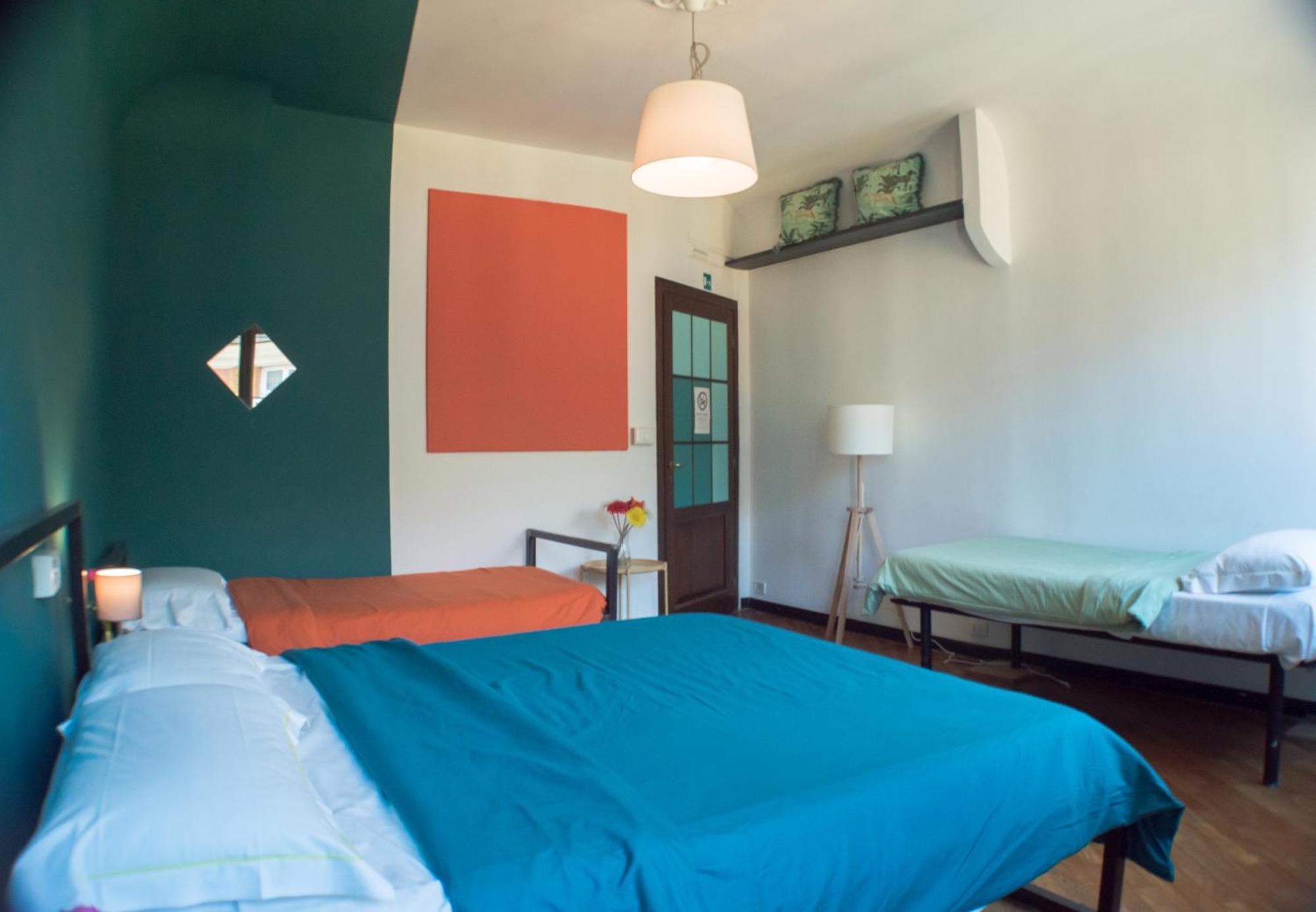 Ostellin Genova Hostel Екстериор снимка
